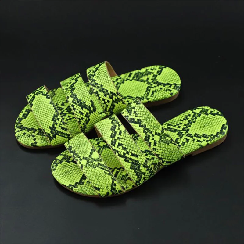 

Women Summer Flat Casual Slippers Snakeskin Pattern Woman Cross Slippers Female Fashion Open Toe Non Slip Ladies Shoes New 2020