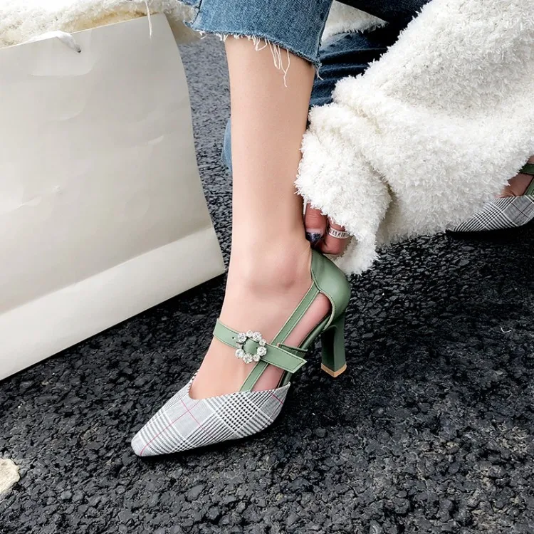

2019 Spring And Summer New Style Korean-style Flower Sandals Women's Large Size Spool Heels High Heel Hollow out Women's Pointed
