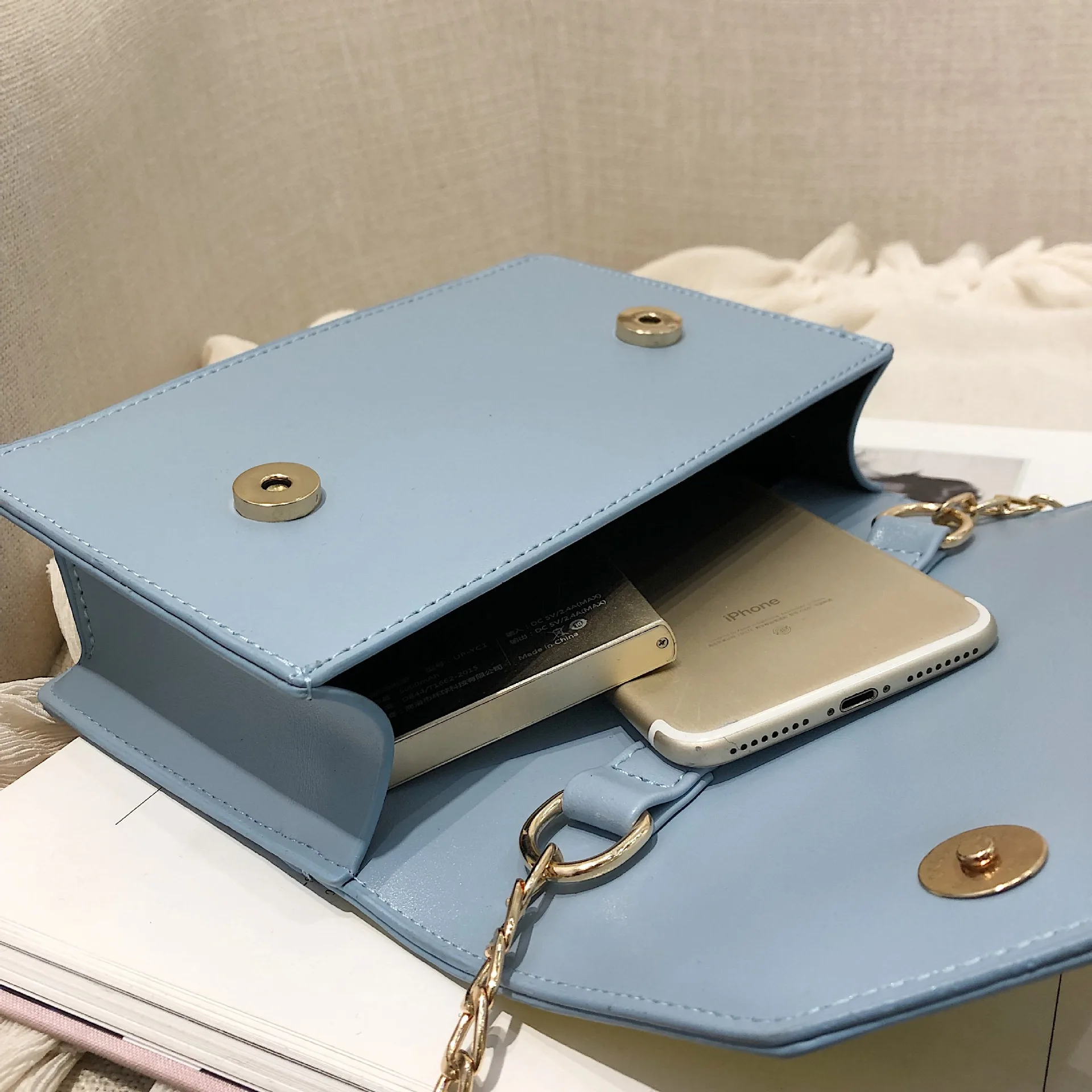 

2019 New Style British Style Contrast Color Square Sling Bag Leather Belt Magnetic Snap Summer Shoulder Oblique WOMEN'S Bag
