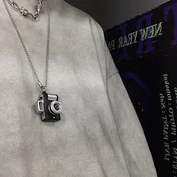 Porte clé avec accessoires de prise de vue amusants, accessoires de prise de vue, lumineux, vocal, mini appareil photo SLR, jouet lumineux, collier hip hop pour hommes et femmes 