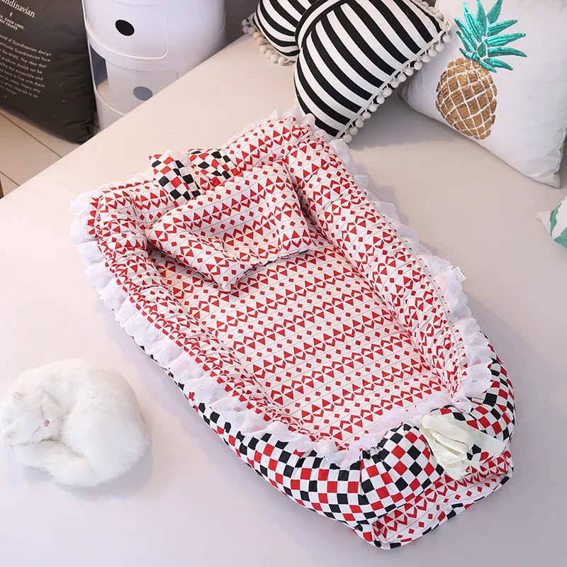Portable Crib Baby Nest Bed Folding Newborns Cots Nursery Sleep Nest with Pillow Infant Cradle Baby Bassinet Bed Carry Cot