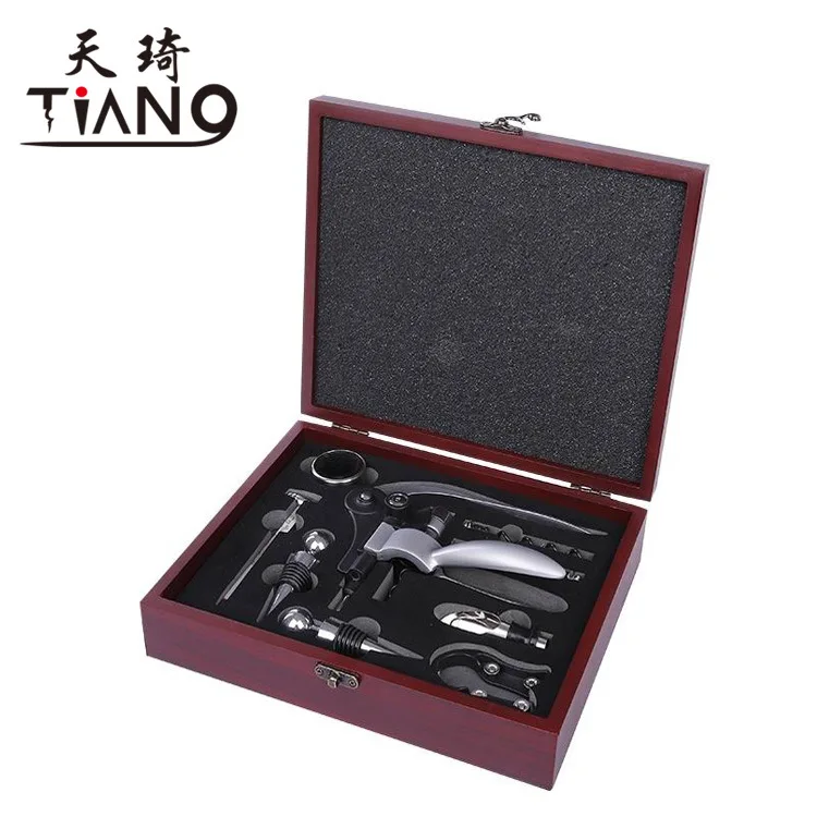 TQ825 111