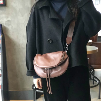 

2020 new simple fashion portable crossbody casual handbag wide shoulder strap simple retro shoulder bag