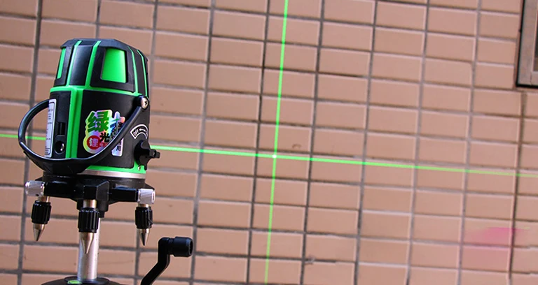 Зеленый лазерный уровень 360 градусов измерительный инструмент с поворотным