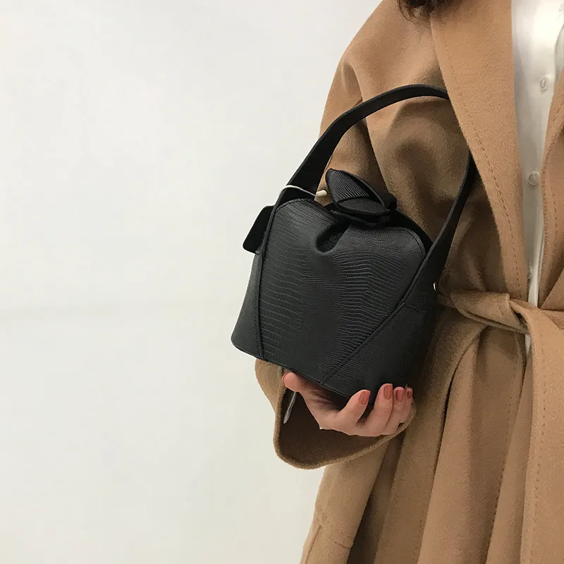 Новые женские Сумки из искусственной кожи, круглые сумки на плечо, Дамская одноцветная сумка с ручками, винтажные сумки в форме колокольчика - Цвет: 3