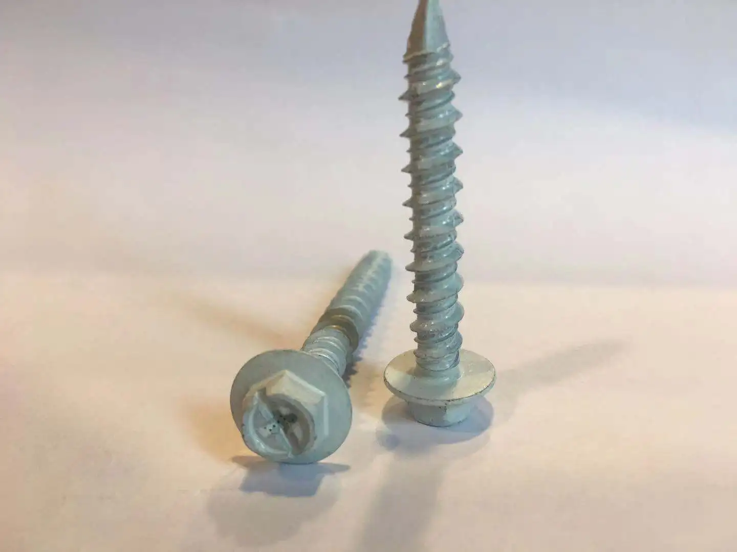 1pcs 1/4 X 11/4 Hex Head Diamond Tip Concrete Screws To Anchor Masonry