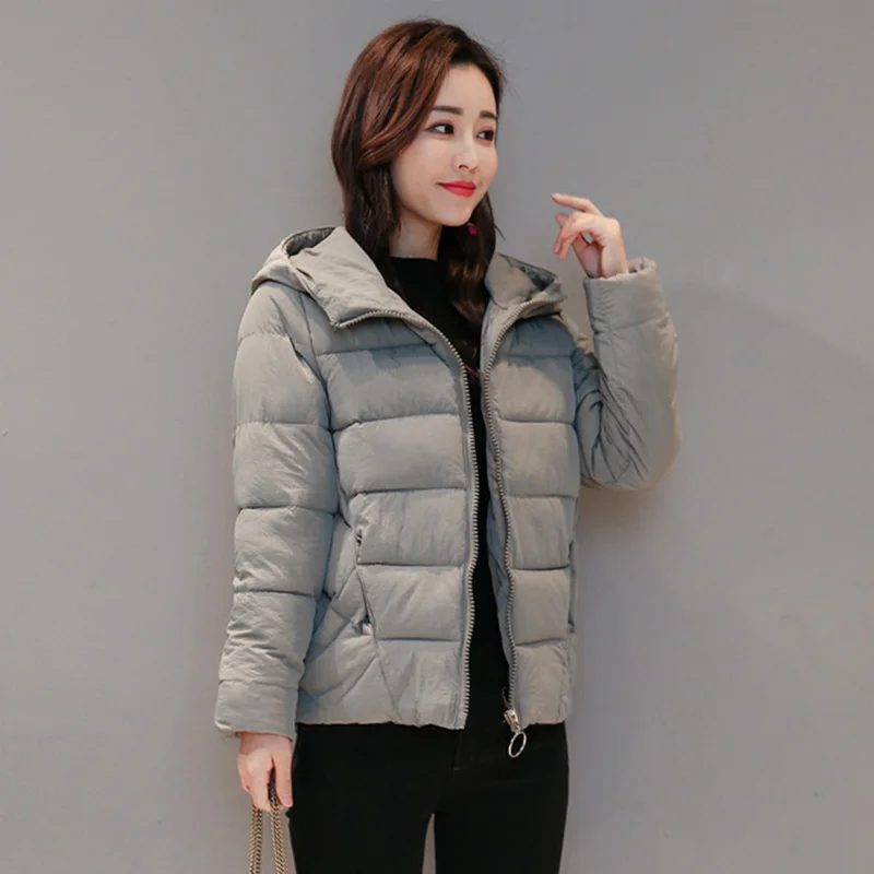 Новинка, зимняя короткая женская куртка, большой размер 4XL 5XL 6XL 7XL, Женская парка с капюшоном размера плюс, осенний пуховик из хлопка - Цвет: Серый