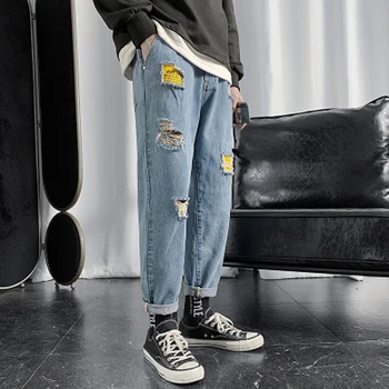 

2020 men's spring new washed ripped jeans
