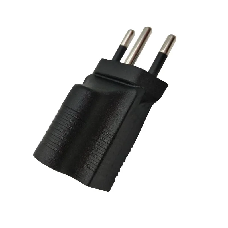 Бразильский в американский 3Pin разъем питания конвертер IEC320 шкаф конвертер портативный преобразования электрический разъем 5-15R разъем - Цвет: Черный