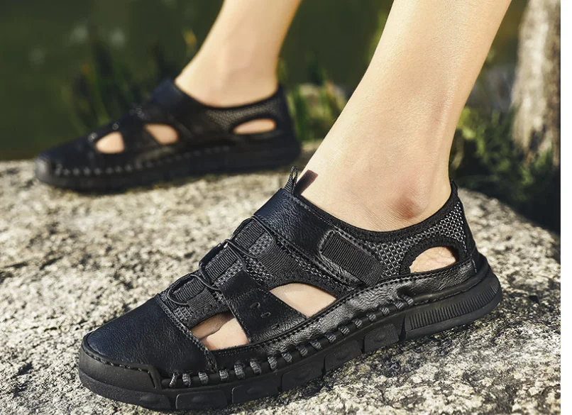 New Men Sandals Genuine Leather Cowhide Men Sandals Summer Quality Beach Slippers Casual Sneakers Outdoor Beach Shoes