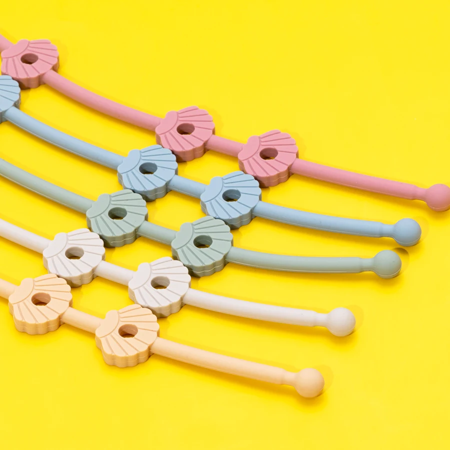 Customized Silicone Pacifier Chain Teether Toys BPA Free Safe Teething Chain Portable Newborn Chewing Molar Baby Accessories 4