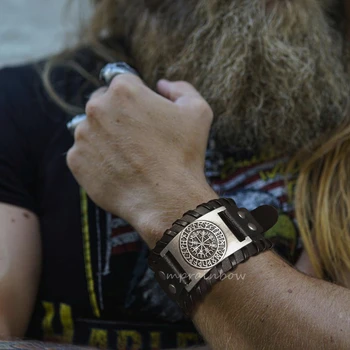 

VEGVISIR COMPASS BRACELET