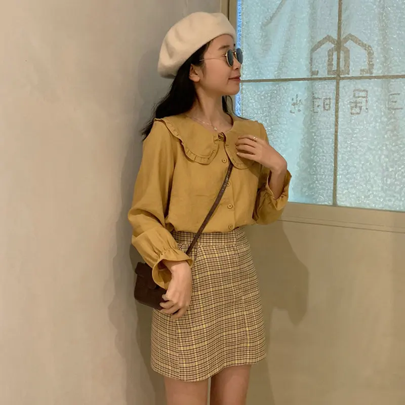 

2020 Spring Girls Corduroy Shirt Red Yellow Peter Pan Collar Ruffle Cuff Hem Design Tops Women Cotton Blouses Shirts Plus Size