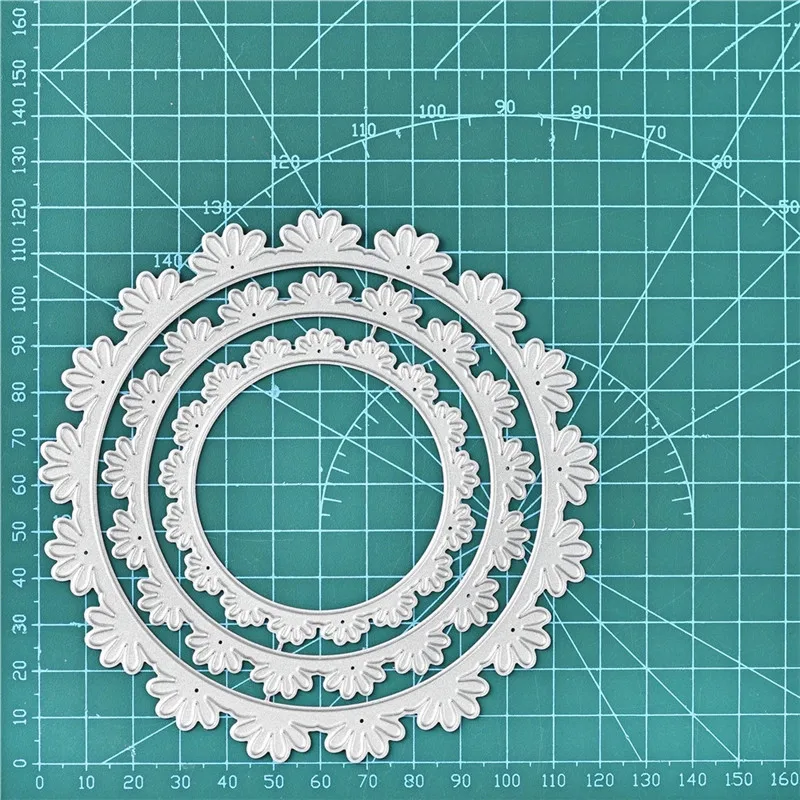

DiyArts Daisy Round Metal Cutting Dies Lace Circle DIY Etched Dies Craft Paper Card Making Scrapbooking Embossing 2019