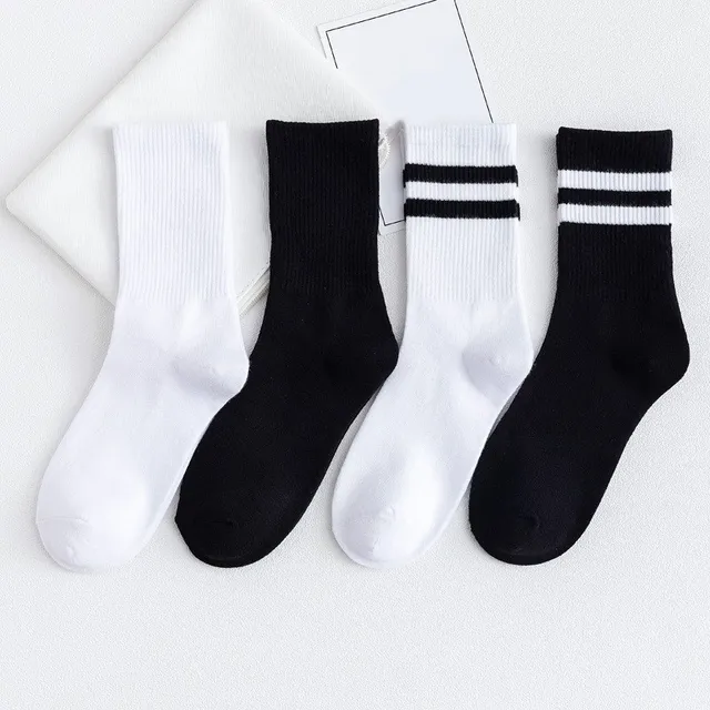 Solid Striped Black White Short Socks for Woman Harajuku Hip Hop Skateboard Crew Socks Cotton Casual Unisex Men/Women's Socks 1 Pair Random Send