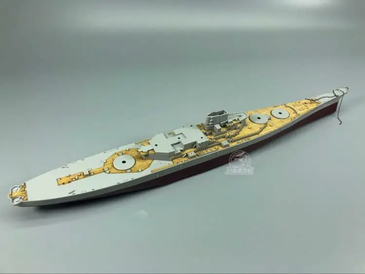 

CY CY700035 Wooden Deck for 1/700 Trumpeter 05705 USS BB-63 Missouri 1991