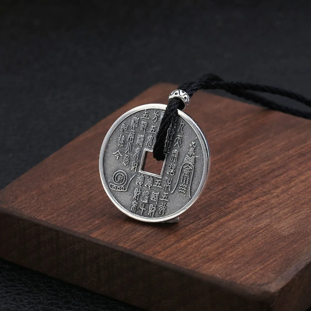 12391452927_2092824473