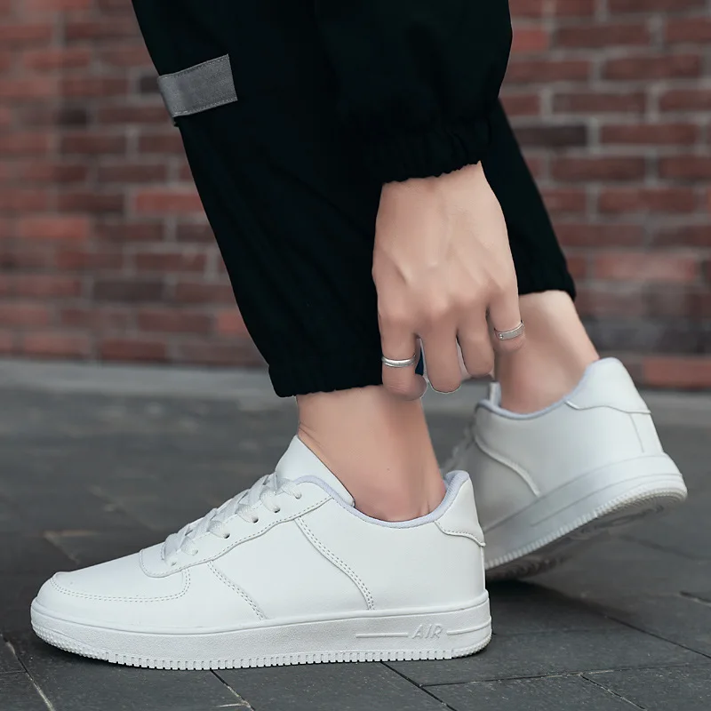

Men Shoes Extra Large Casual Flat Skateboard Shoes Autumn Leather Versatile Sports Shoes White 36-48 No.