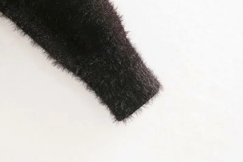 12256810246_1832055227