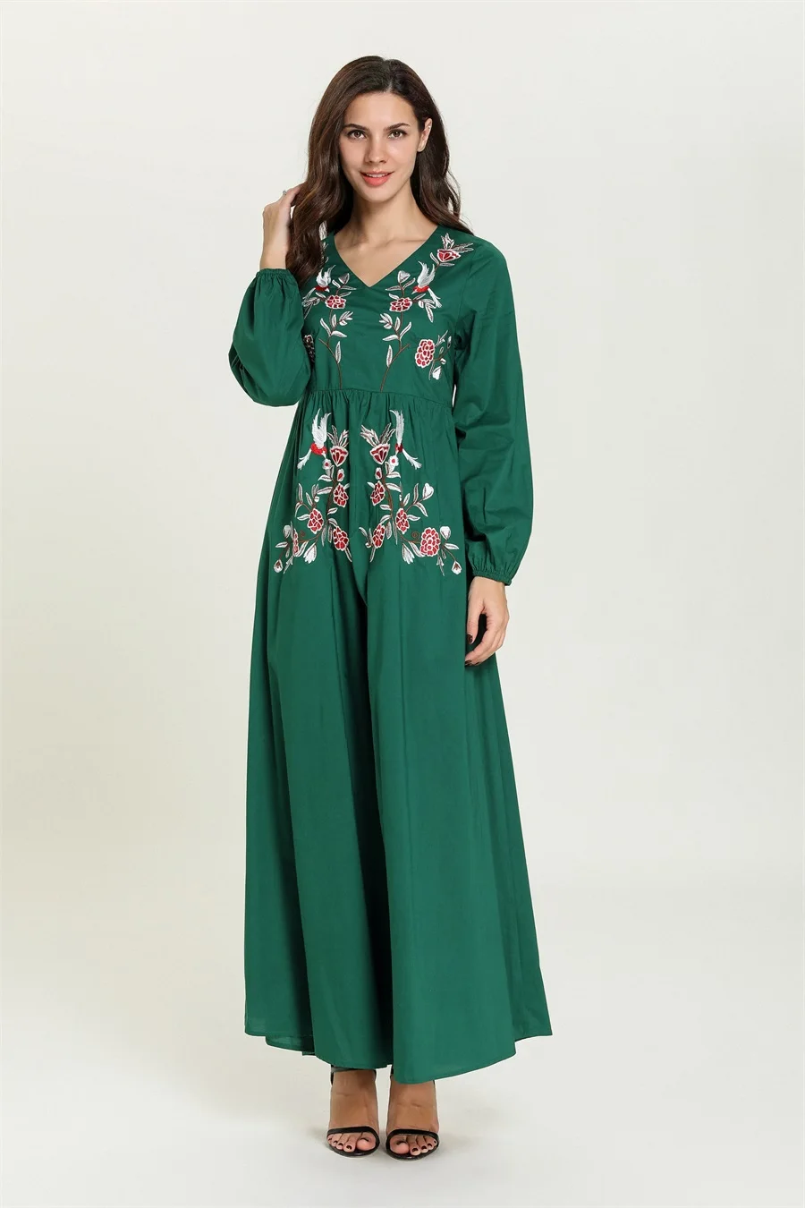 Siskakia винтажное ТРАПЕЦИЕВИДНОЕ длинное платье с v-образным вырезом, Повседневное платье с длинным рукавом и цветочной вышивкой, Аравийский халат, осень, качественная ткань