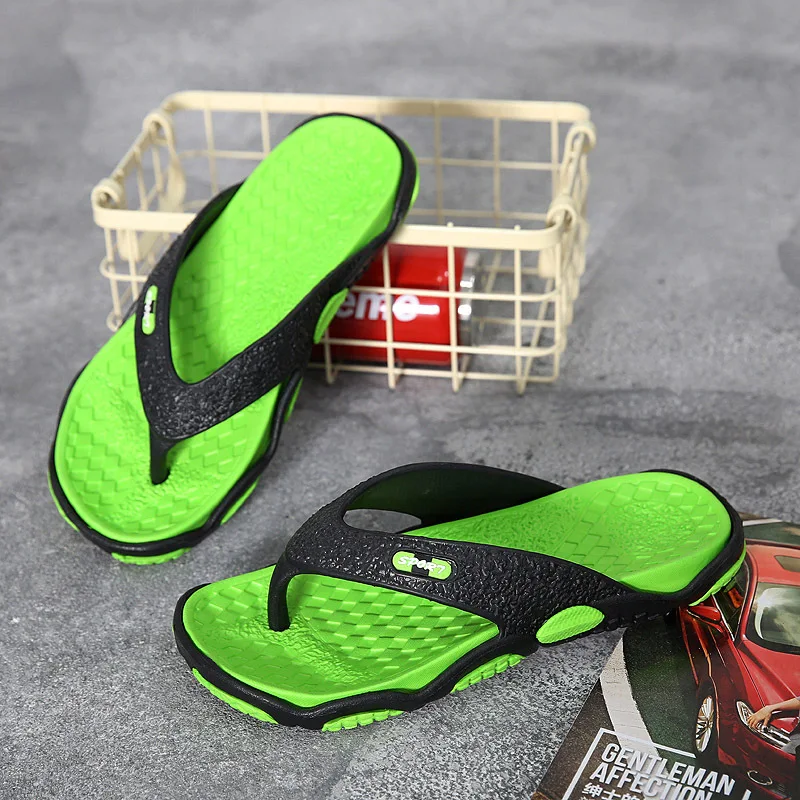 

2020 New Non-slip Flip flops mens shoes platform sandals slides men slippers seaside Flip flops bathroom slippers Men slippers