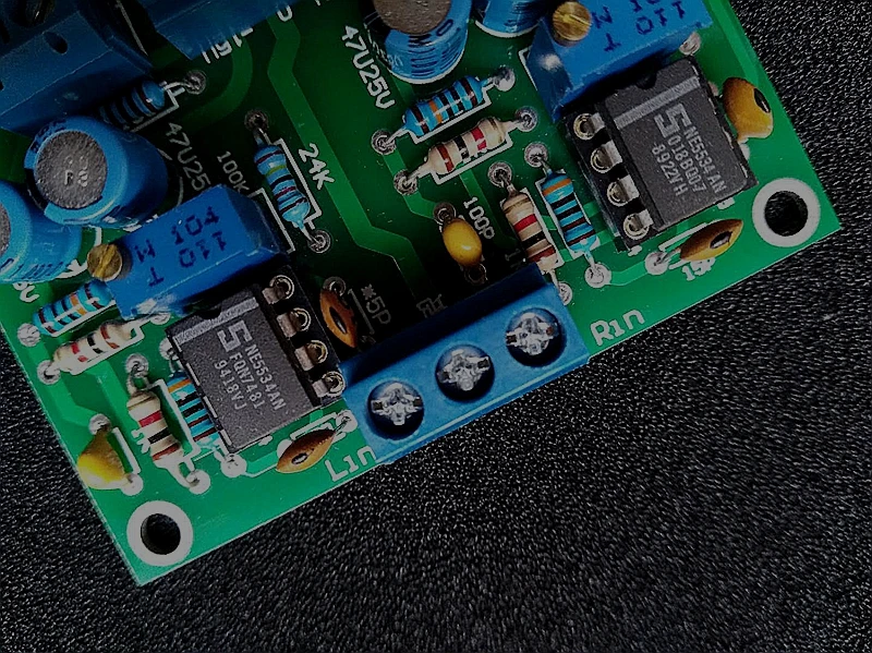 

Large S NE5534 Buffer Pre-stage Finished Board High-impedance Input Low-resistance Output Wide Range of Sound Driving Force