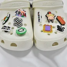 

Single Sale 1 Pcs Slipper Accessories Personality Slogan Shoe Decoration Group Photo Of Black Cat Sofa Friends For Party Gift