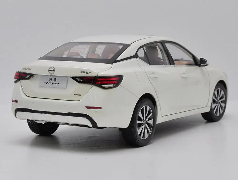 1/18 масштаб Nissan SYLPHY белый Литье под давлением модель автомобиля коллекция подарок