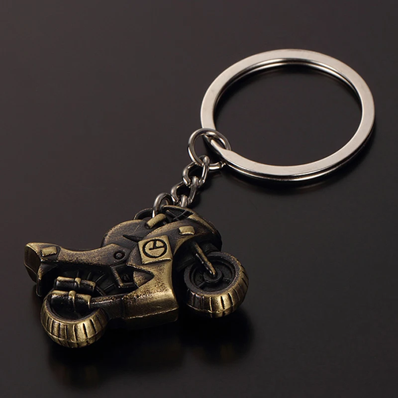Metal Keychain Motorcycle Keychain Car Key Chain Retro Motorcycle Shape Car Key Holder Metal Bag Charm Accessories 3D Craft Keychain Muilt Color Accessories