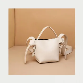 

New net red wild wide shoulder strap wild messenger single shoulder simple trendy mother and daughter bag bucket bag handbag