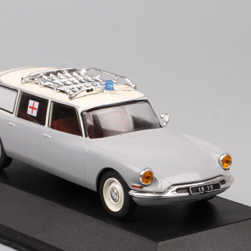 Мини Atlas Editions IXO 1/43 Citroen ID 19 DS супер скорой помощи медицинский металл, полученный литьем под давление и игрушки модели автомобилей весы коллекции автомобилей