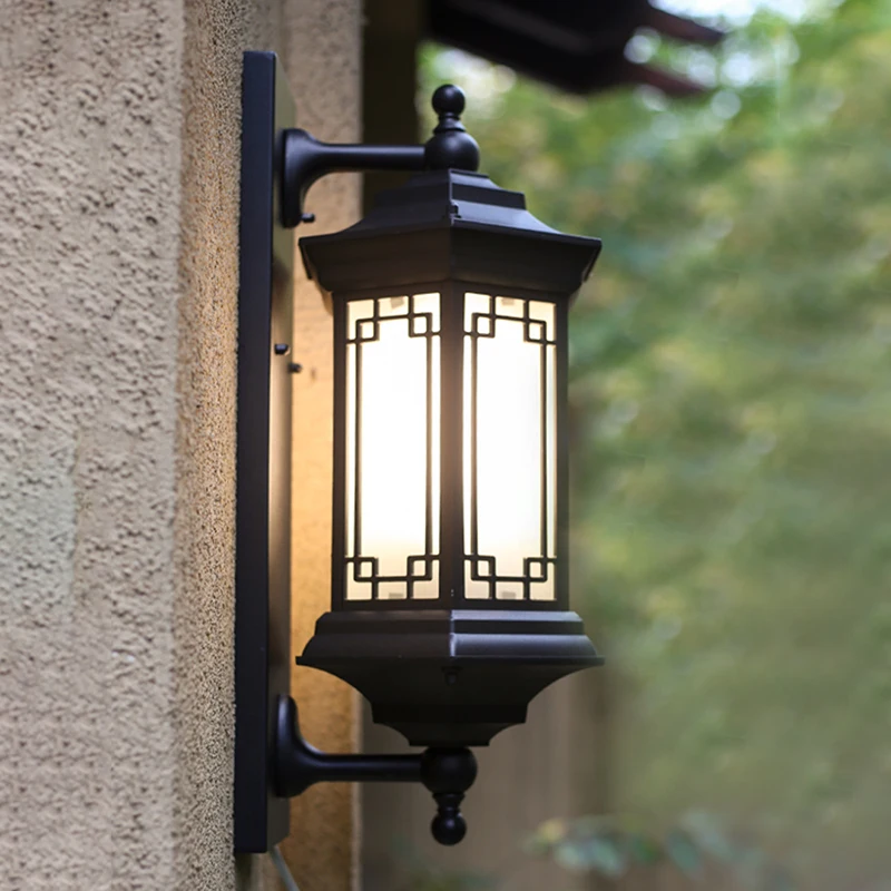 Retro estilo europeo de la pared exterior balcón de la luz de lámpara de  aplique de luz exterior moderno jardín impermeable (WH-HR-70) - China Las  luces de arriba y abajo, LED bañador