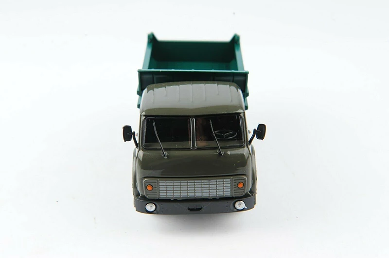 1:43 Scale Diecast Kamaz MA3-5549 Alloy Car Russia Truck HAW Vehicles Model Toys for Fans Gifts