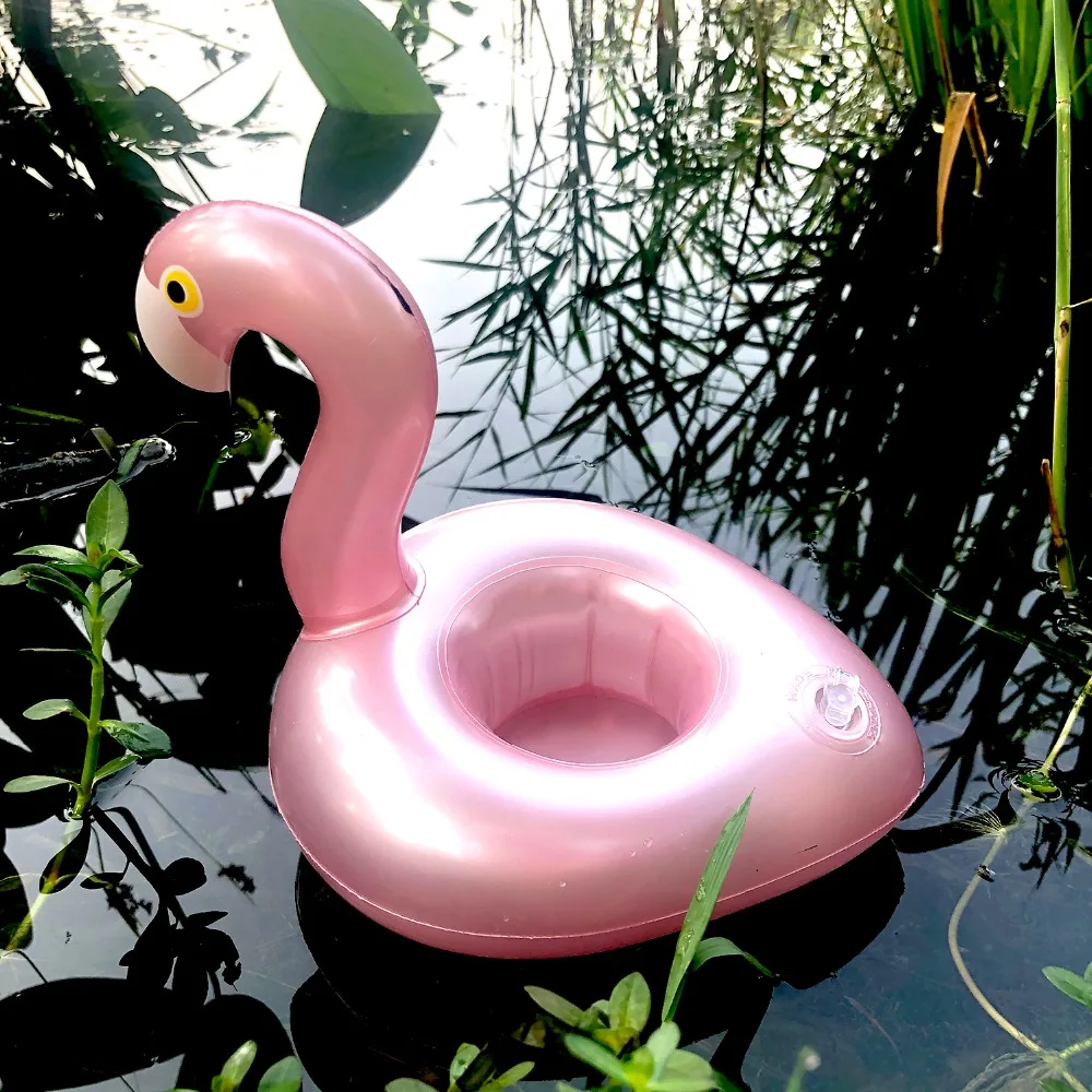 rose golden swan1
