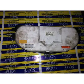 

2G02CFA9 7700/427/896 Box Instruments Renault *