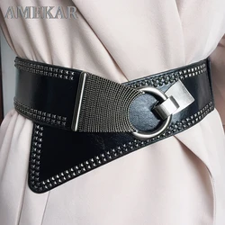 2021 Punk Style Rivets Beading Round Buckle Women Belt Female Pu Leather Super Wide 9CM Belts Ceinture Femme Leisure Cummerbunds