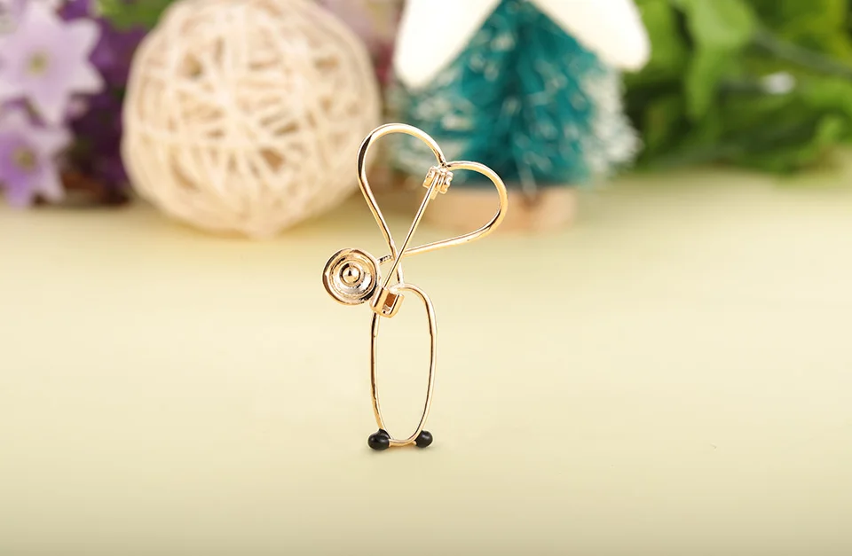 Funmor Lovely Heart Stethoscope Brooch Copper Pin Enamel Crystal Jewelry Women Doctor Uniform Decoration Accessories Work Bijoux