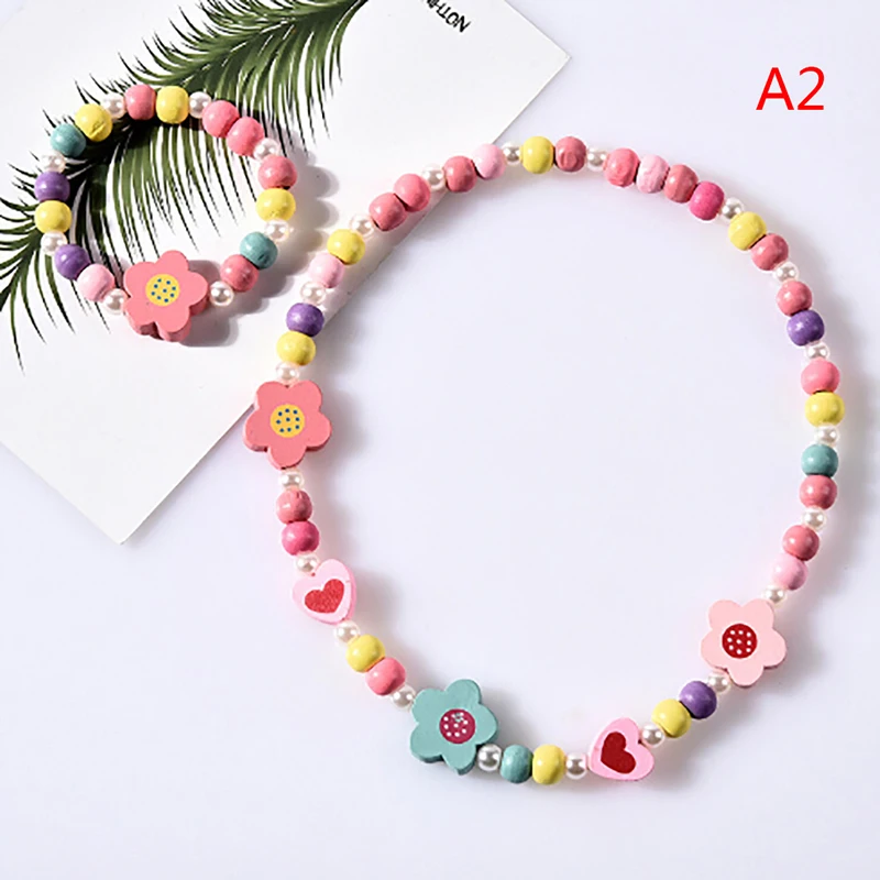 Lovely Cartoon Wood Jewelry Beads Necklace Little Girl Baby Kids Princess Animals Necklace For Party Dress Up Birthday Gifts