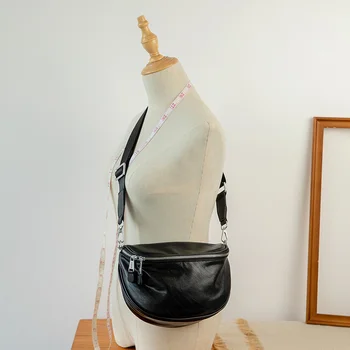 

DAI.MM Women's bag 2020 new messenger bag fashion wild casual diagonal Oxford cloth waist bag brand shoulder canvas chest bag