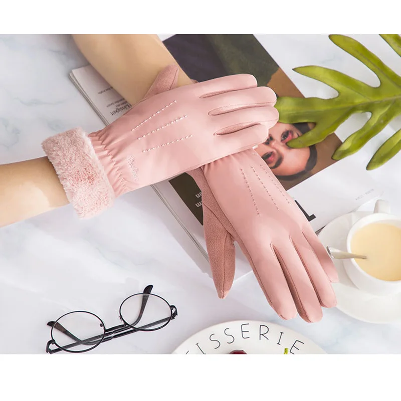Lovely lace plush wrist touch screen gloves warm winter ladies riding outdoor riding touch screen warm gloves C64C