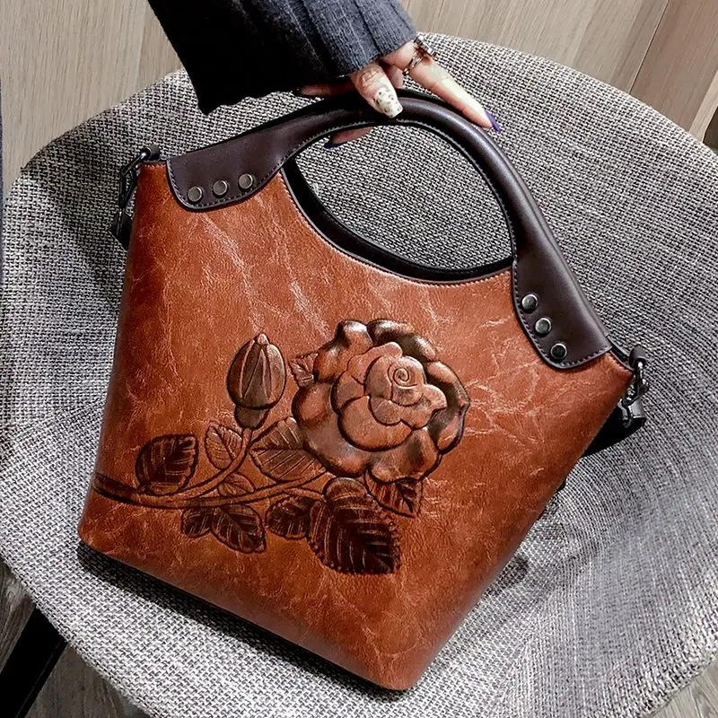 

Women's handbag, rose printed large capacity one shoulder slant straddle bag, famous designer design 2020, rivet color contrast