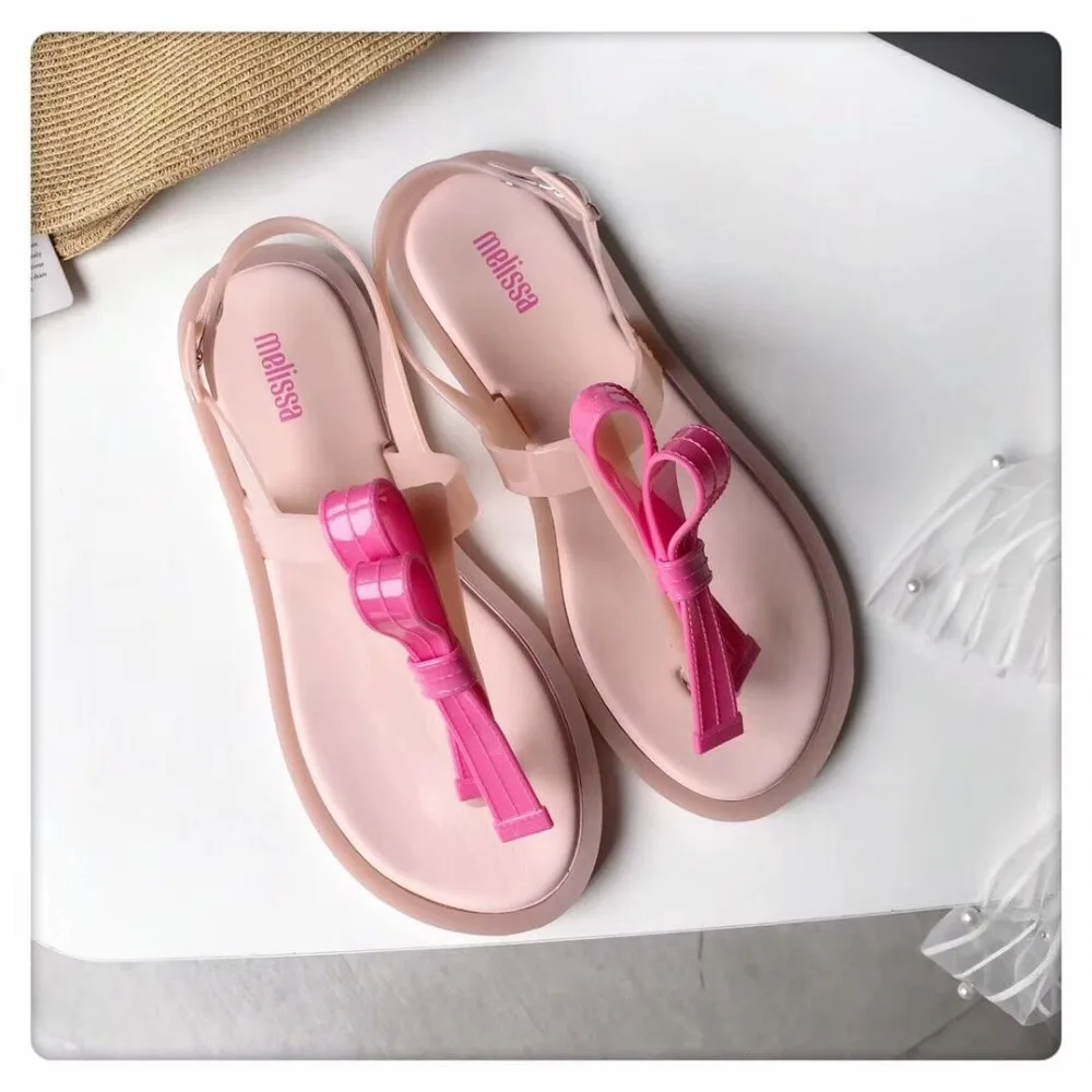 1554697788_2479396297_2