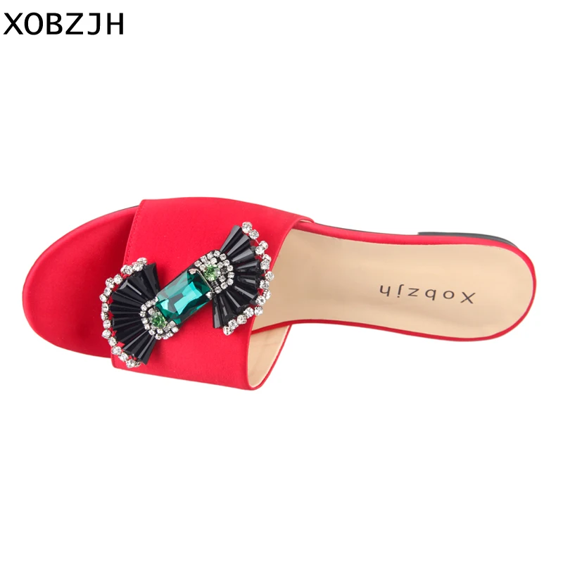 flat sandals