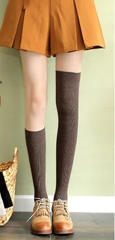 

The thickness of long socks in autumn and winter and the height of knees, thighs, legs, shins, stockings, socks, socks
