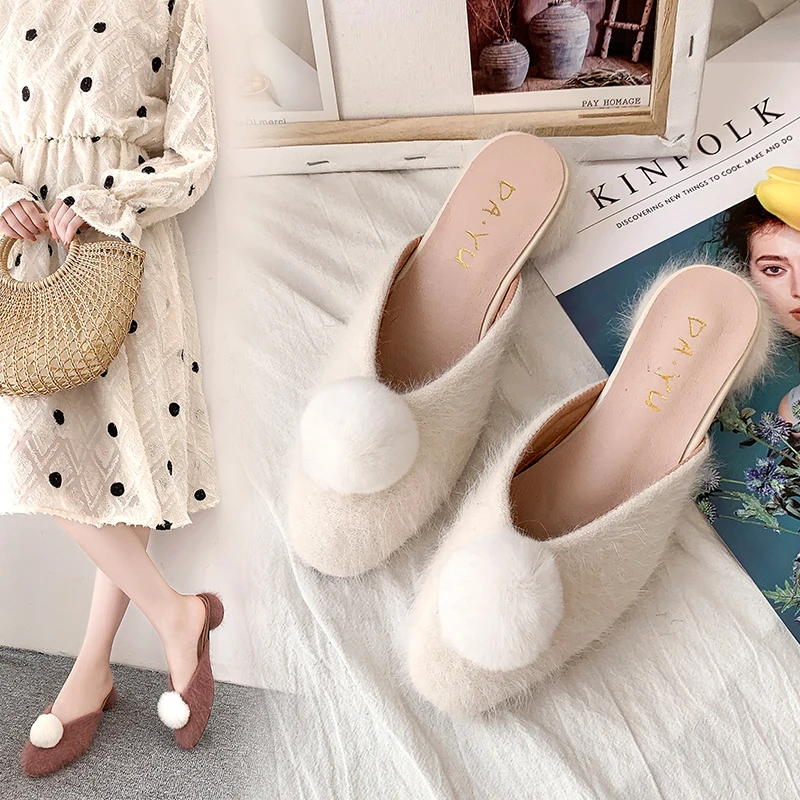 

Flock Luxury Slides Shoes Cover Toe Ladies' Slippers Pokemon Plush Low Square heel Designer Fur Winter Flat Block Rome Rubber