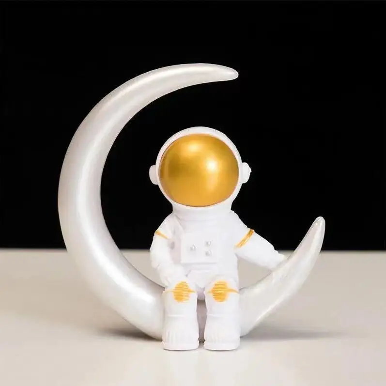 1pc Resin Astronaut Figure Statue Figurine Spaceman Sculpture Educational Toys Desktop Home Decoration Astronaut Model Kids Gift