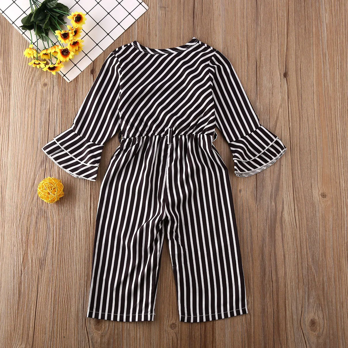 Детская одежда на весну и зиму Детский комбинезон для маленьких девочек, комбинезон в полоску с длинными рукавами и оборками, длинные штаны одежда с поясом От 1 до 5 лет