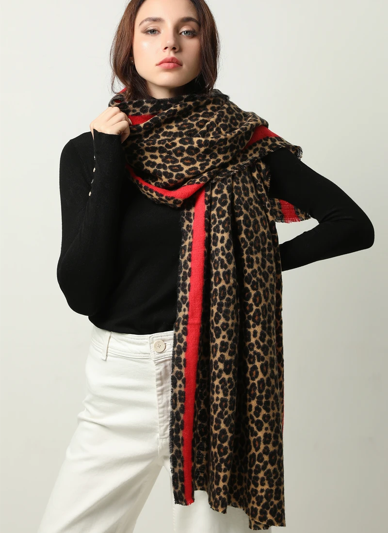 Winter Warm Women Scarf Fashion Animal Leopard Print Lady Thick Soft Shawls and Wraps Female Foulard Cashmere Scarves Blanket