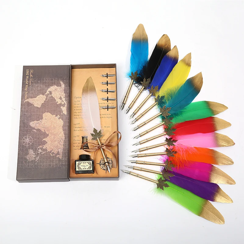 Exquisite British style retro spray gold leaf pole feather pen, five replacement nibs, one bottle of ink, one pen holder