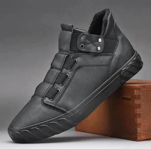

2019 winter boots new fashion men lace up Warm Fur Plush leather boots man warm cool casual shoes leather shoes